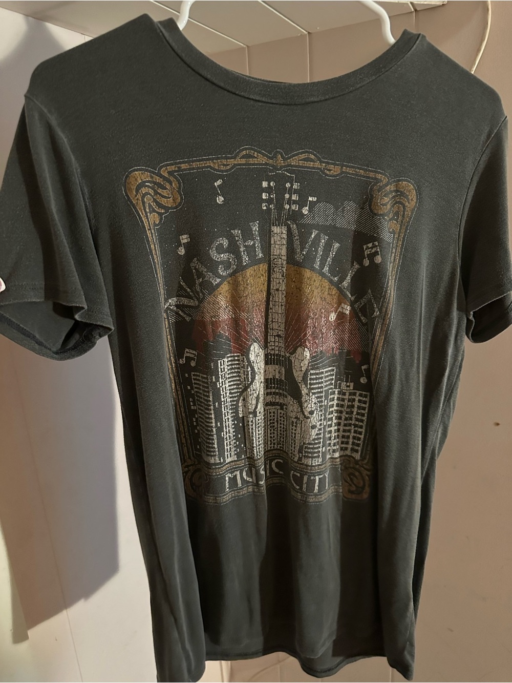 Altar'd State Nashville Graphic Short Sleeve Tee Size S (Boyfriend Tee)